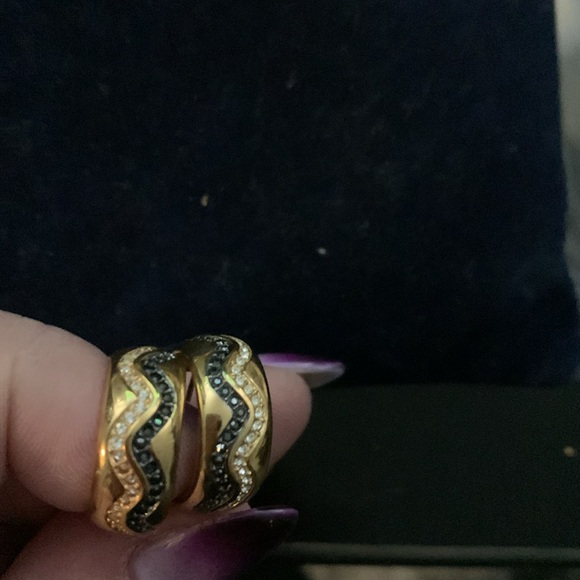 SWAROVSKI DEMI ROSE GOLD EARRINGS 🔥🔥🔥🔥 - Picture 5 of 7